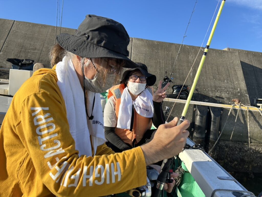 腰越漁港湘南江の島沖船釣り大会