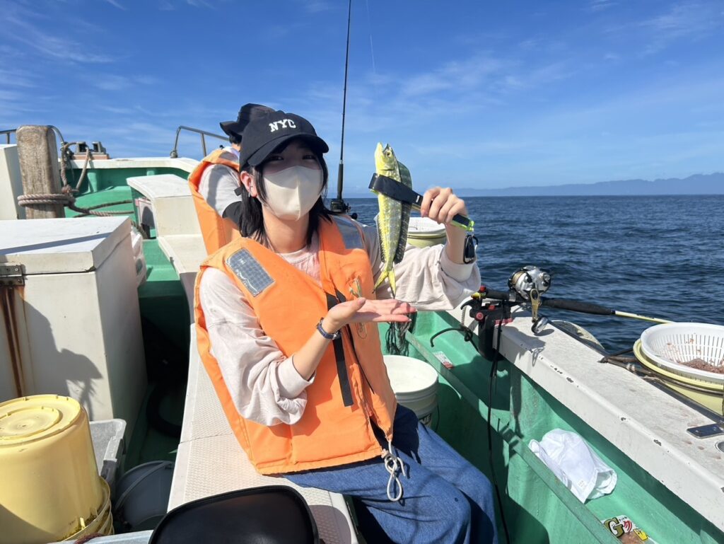 腰越漁港湘南江の島沖船釣り大会