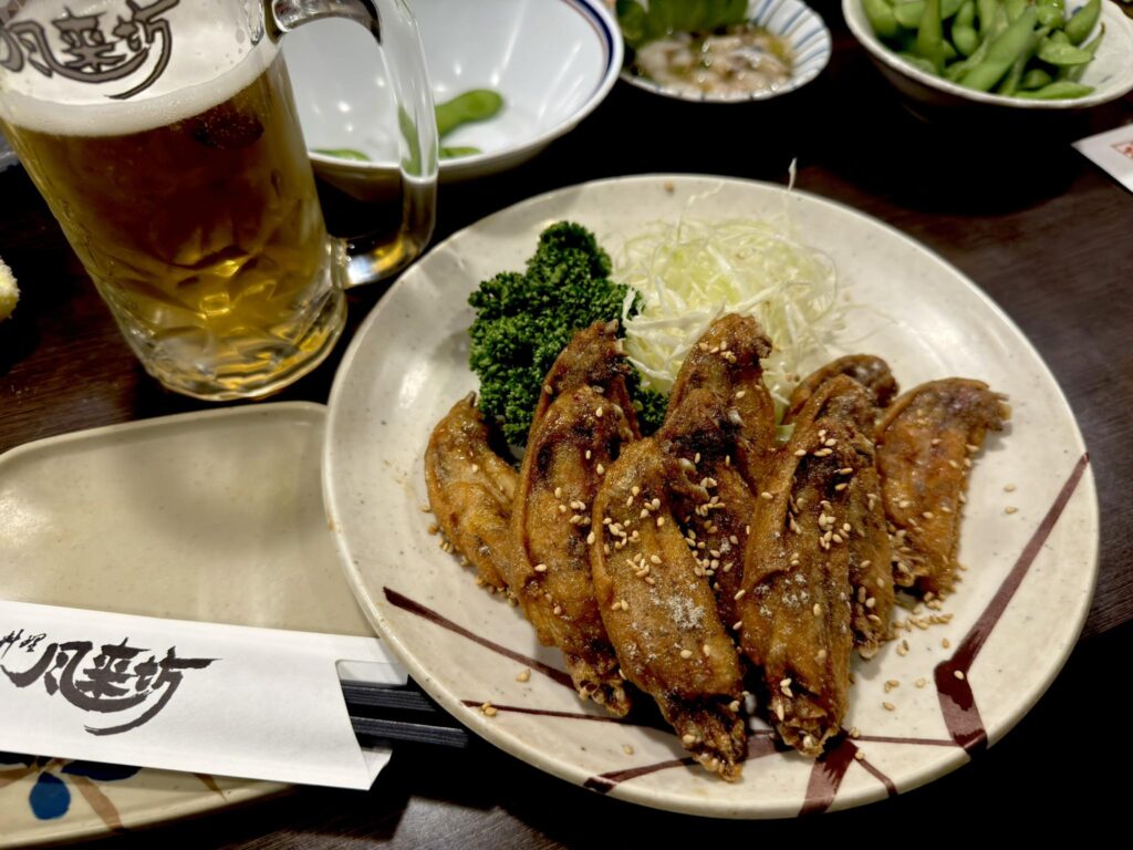 中部SP老舗手羽先唐揚げで一杯。